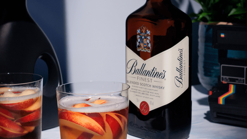 Conheça nossos Whiskies - Ballantine's BR